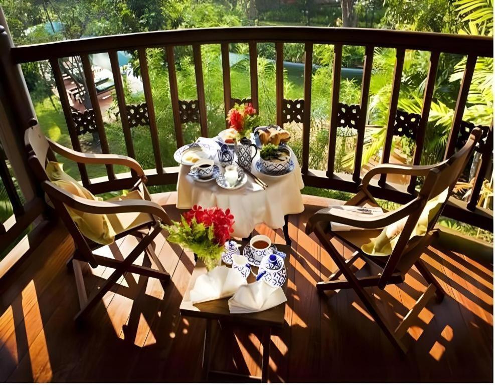 Angkor Village Resort & Spa Ciudad de Siem Riep Exterior foto